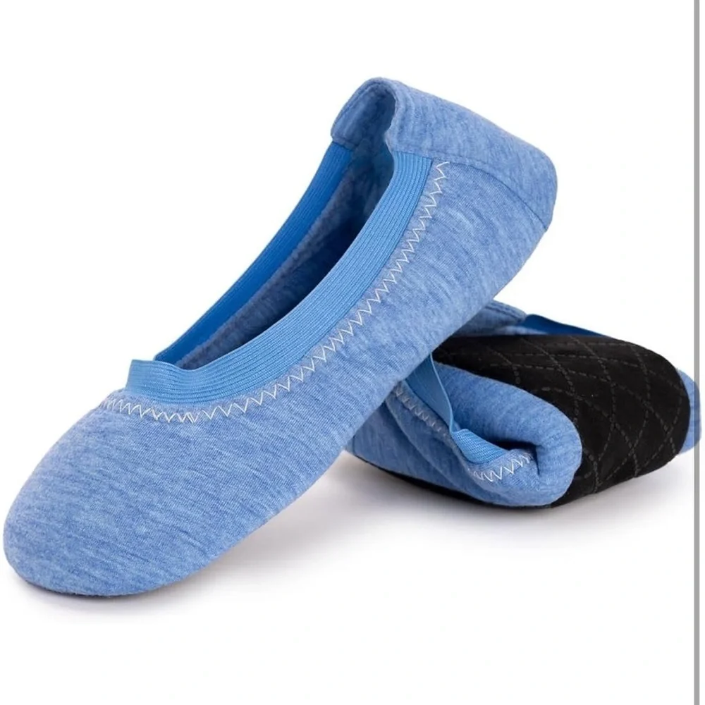 Muk Luks comfortable stylish